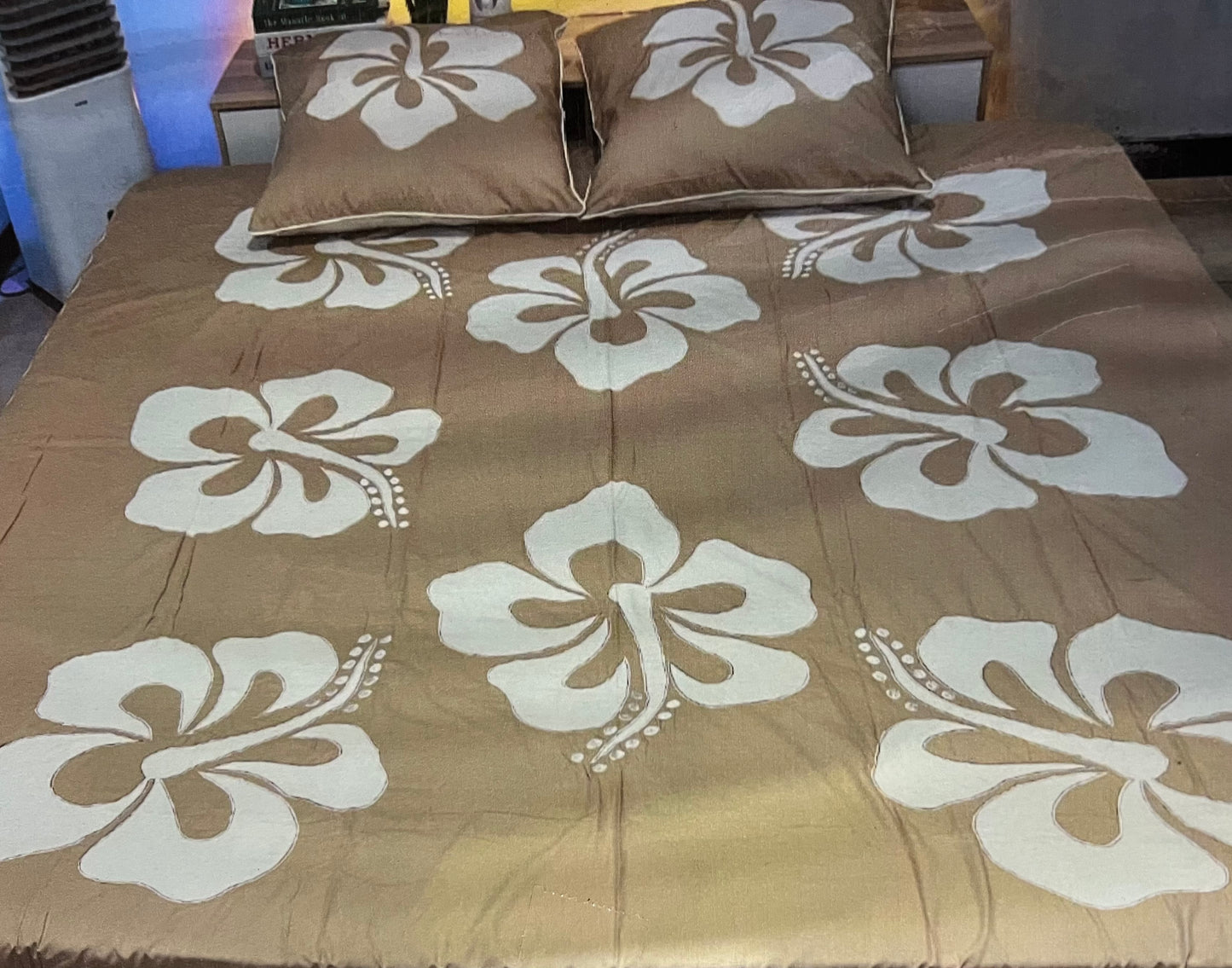 Bed sheet Set Queen Cotton Sewn on Design Panel Batik with 2 Pillow Covers