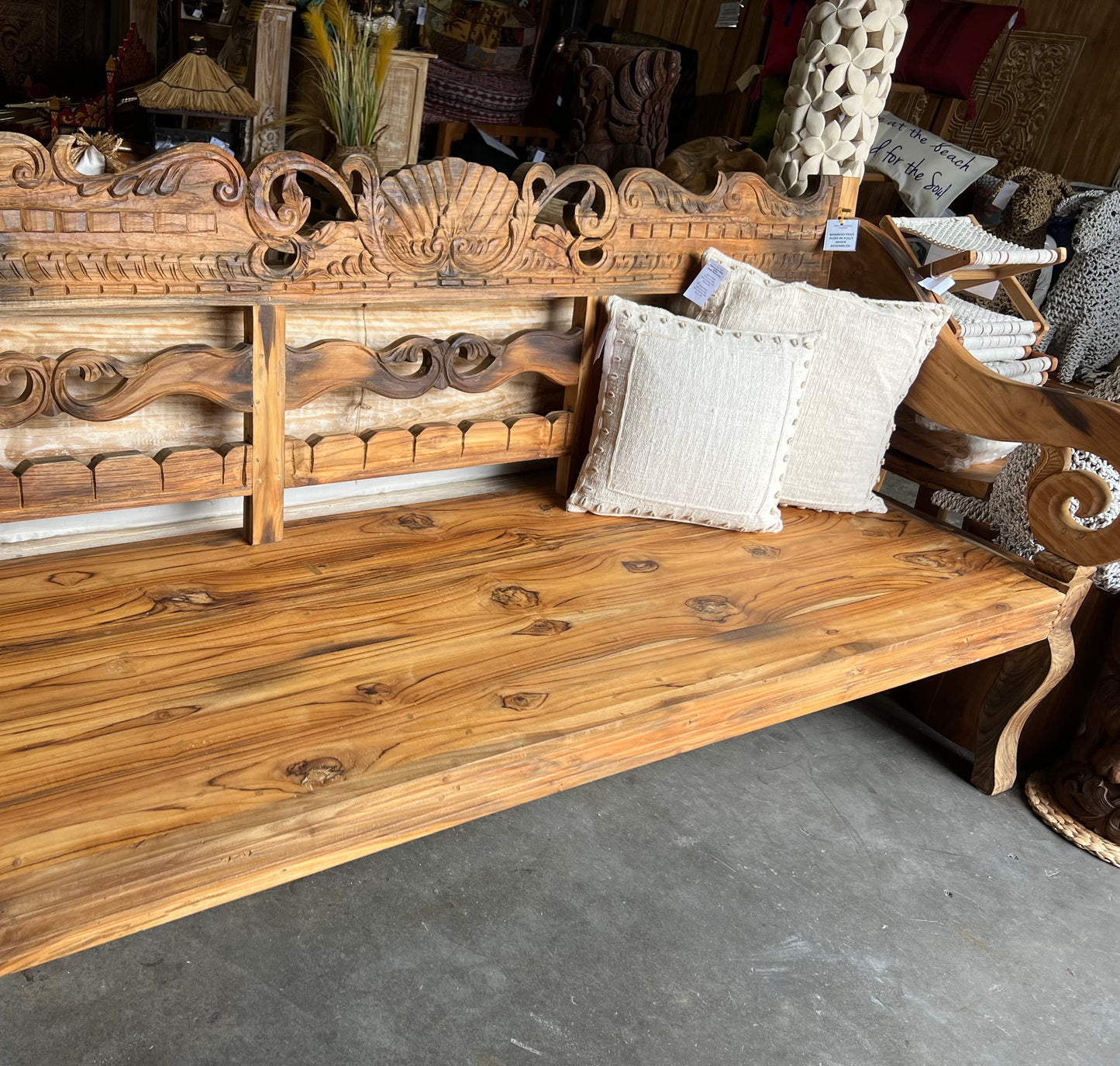 Mas Java refurbished Original Teak Hand Carved Day Bench / Daybed (Natural)