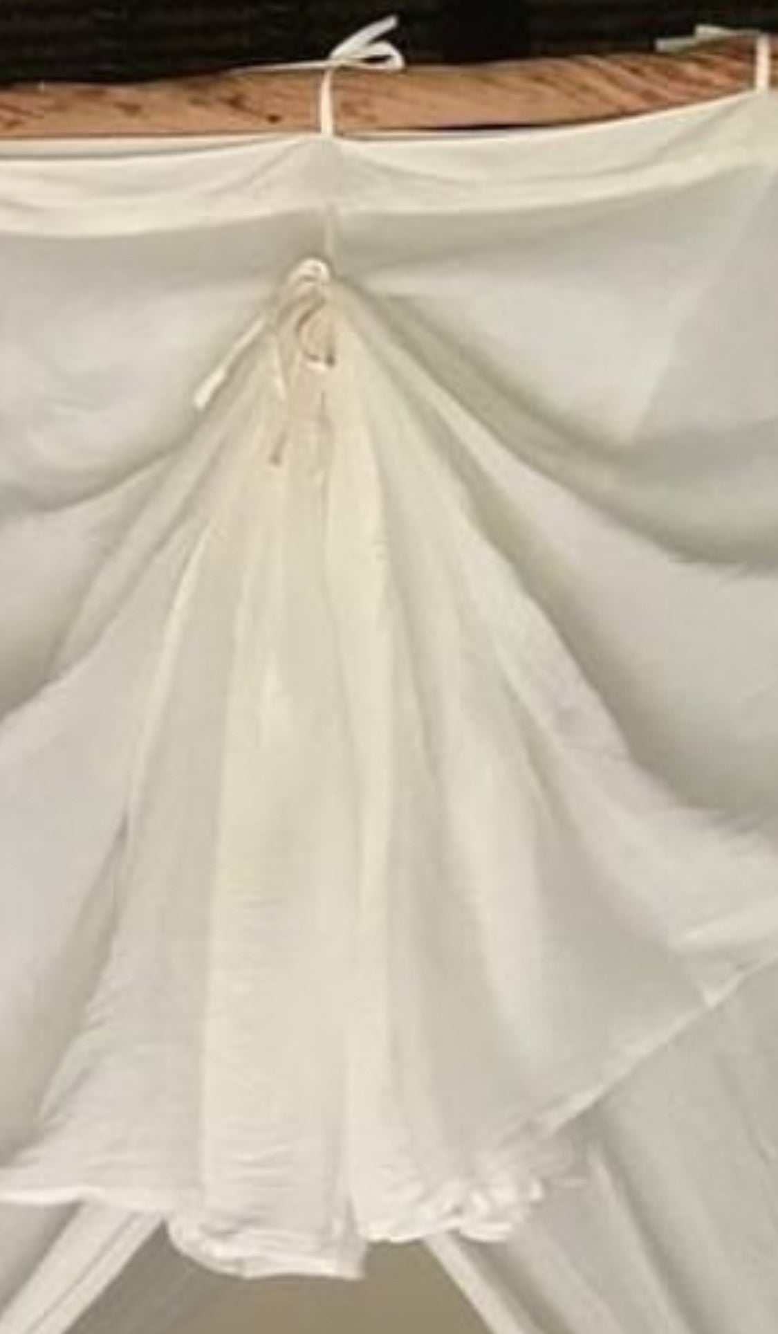 Canopy Bed Net Queen centre decorative Panel hanging for 4 Poster