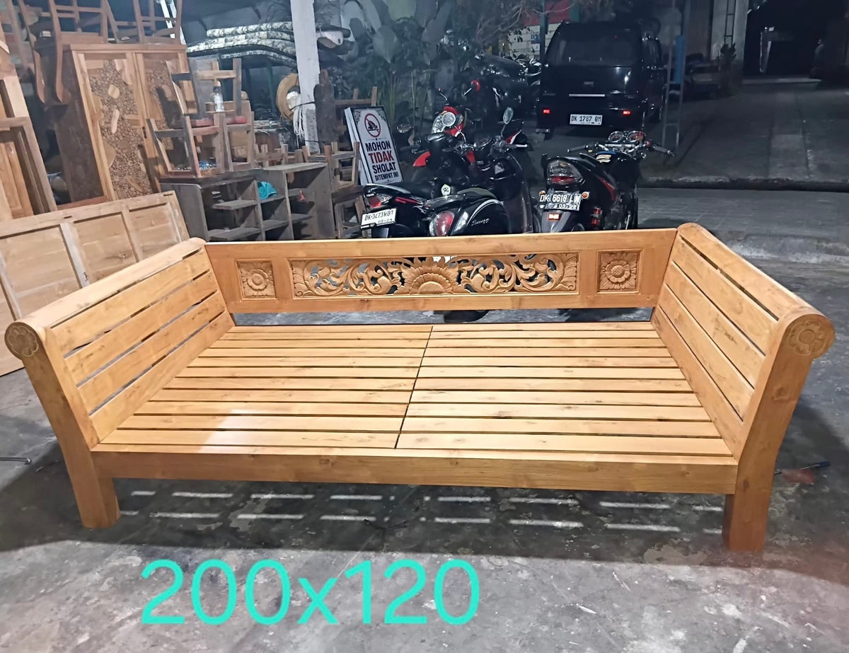 Mas Yanto Recycled Teak Daybed Double Natural finish