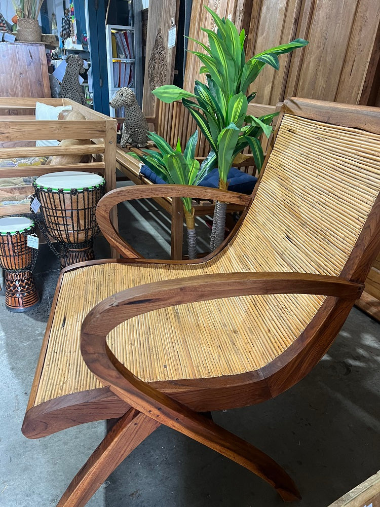 Teak 'Relax' Javanese Style Chair with Rattan Seating (Natural)