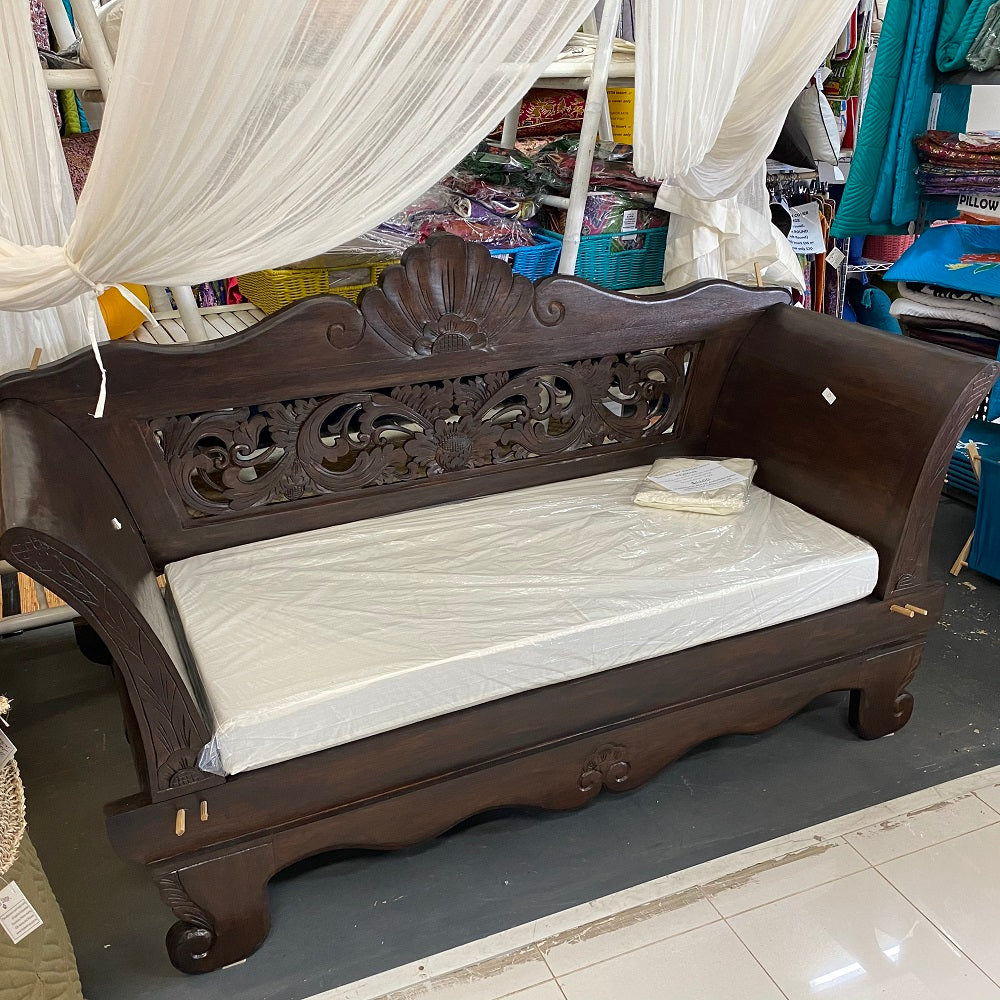 Batubulan Kartini Recycled Teak Mini Daybench / Daybed (Chocolate)