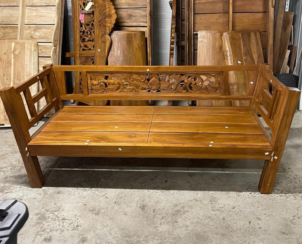 Batubulan Miring Recycled Teak Daybed Medium (Natural)