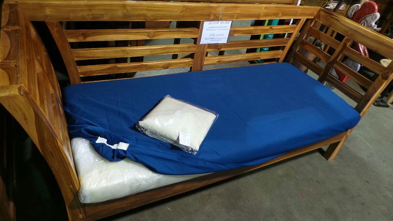 Mattress cover Fitted/elastic corners. Drill Cotton