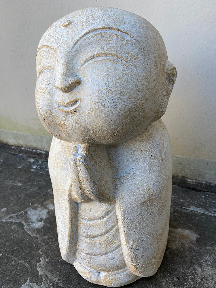 Monk Namaste 55cm Cement/fibre Creamwash