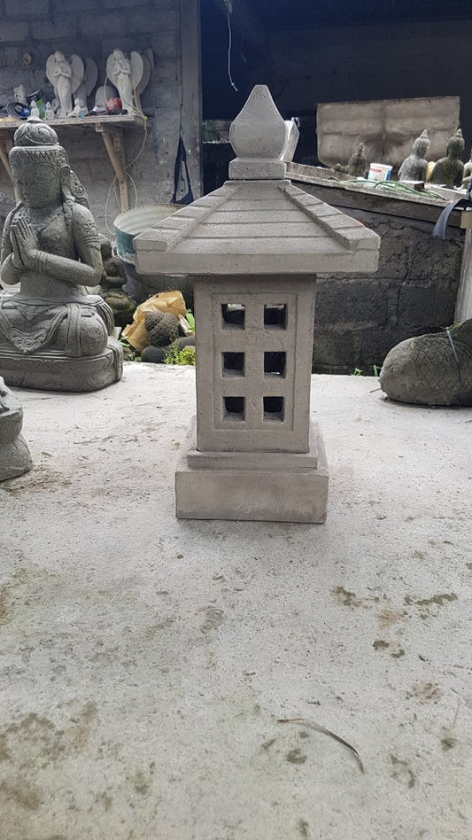 Garden House Lamp Cement 80cm
