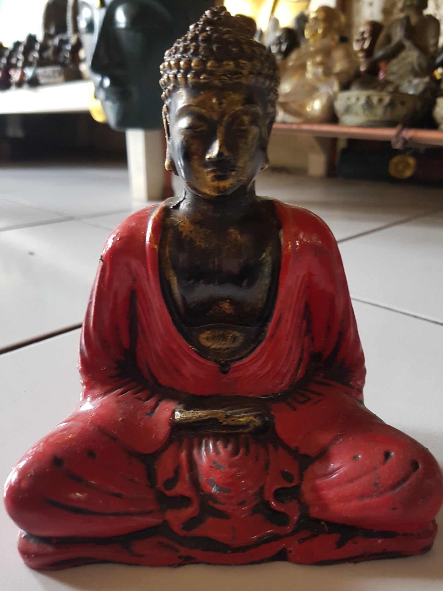 Sitting Buddha resin meditation 55-60 cm