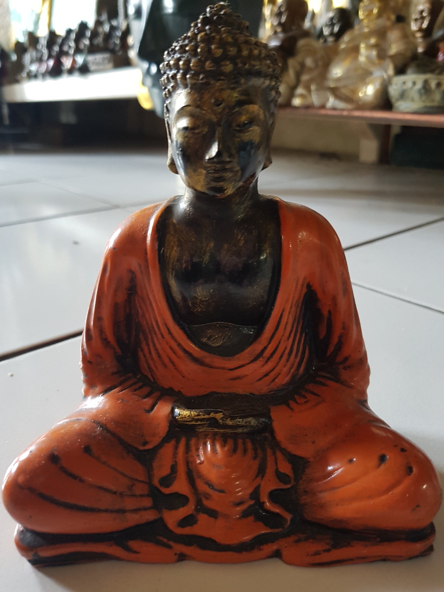 Sitting Buddha resin meditation 55-60 cm
