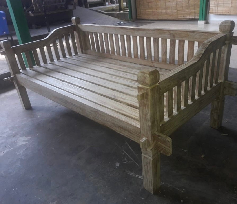 Mas 'Queenscliffe' Slat Style Recycled Teak Daybed Single (Creamwash)