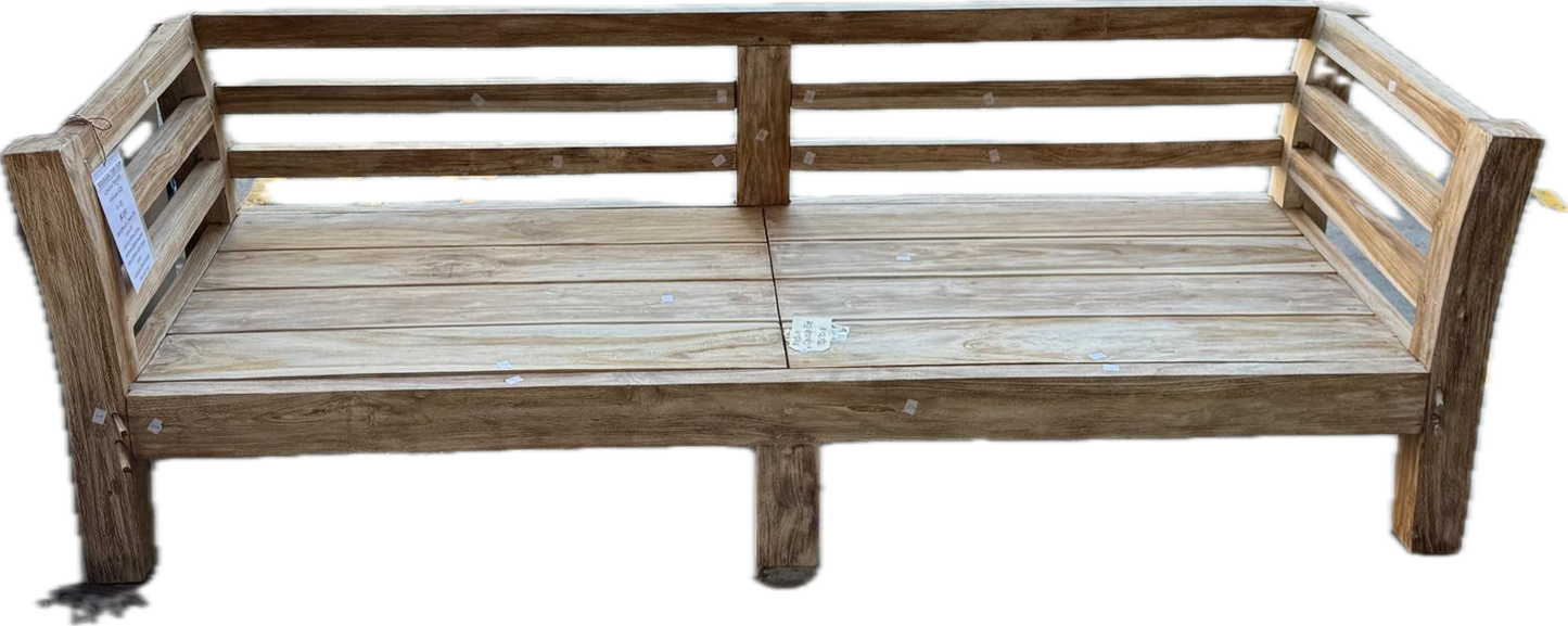 Batubulan Elde curved arm Teak Daybed lowline 6 leg Single (Creamwash)