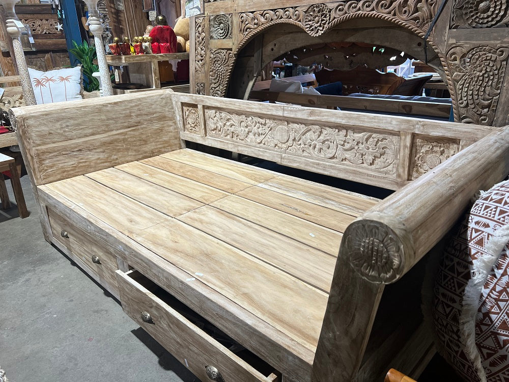 Batubulan Yanto Recycled Teak Daybed with Drawers Double (Creamwash)