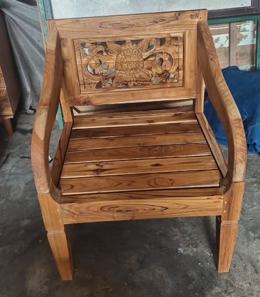 Chair Recycled Teakwood Mas Tus Chair hand carved back