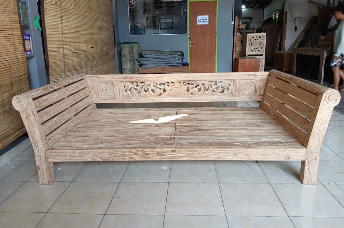 Batubulan Yanto Recycled Teak Daybed Large (Creamwash finish)