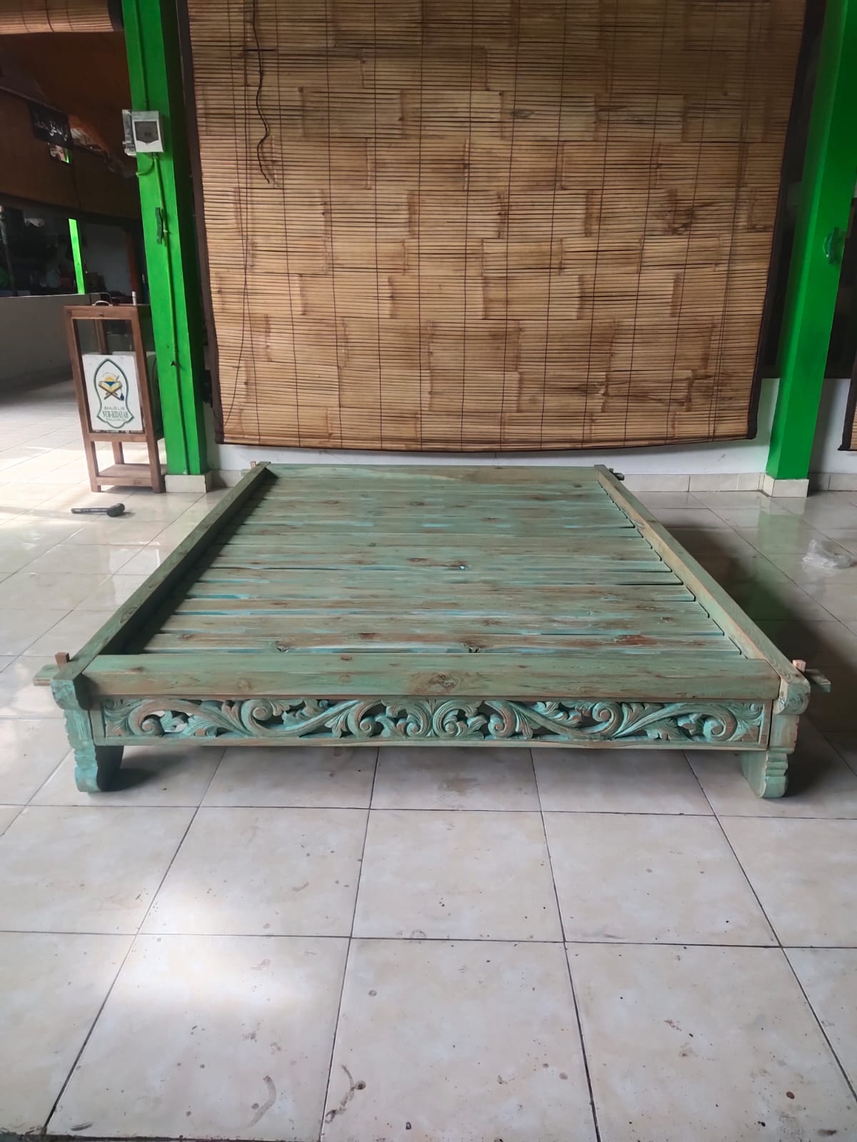 Mas Kartini Queen Handcarved  Recycled Teak Bed base / Daybed platform   (cream wash)