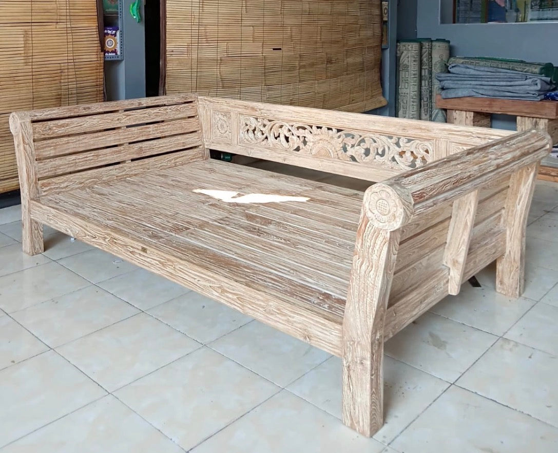 Batubulan Yanto Recycled Teak Daybed Large (Creamwash finish)