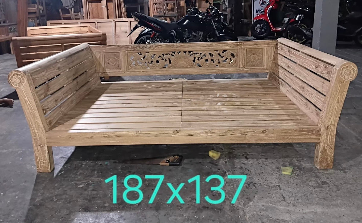 Mas Yanto Recycled Teak Daybed Double (Creamwash)