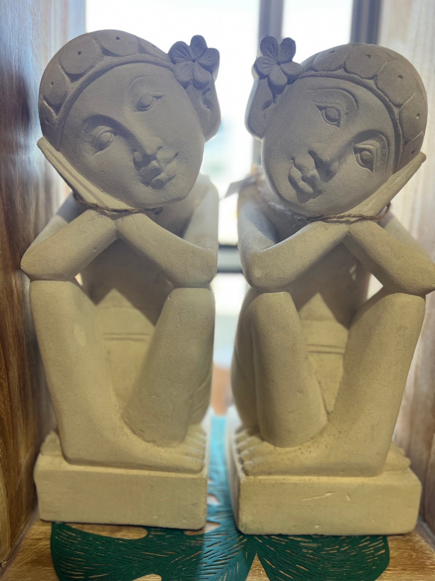 Mimpi Dreamer 40cm limestone statue