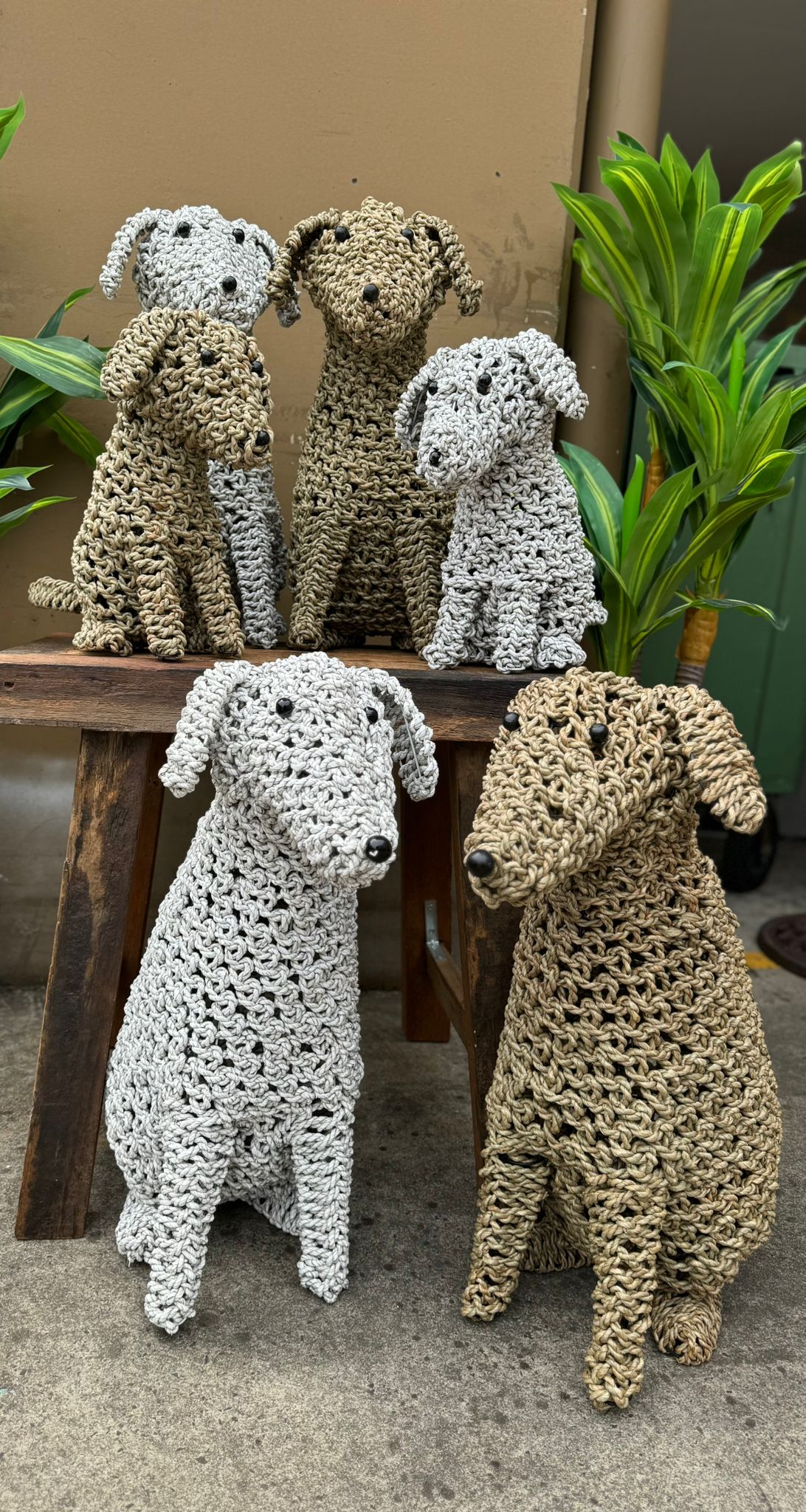 Seagrass Hand Woven/knotted Dogs on wire frame