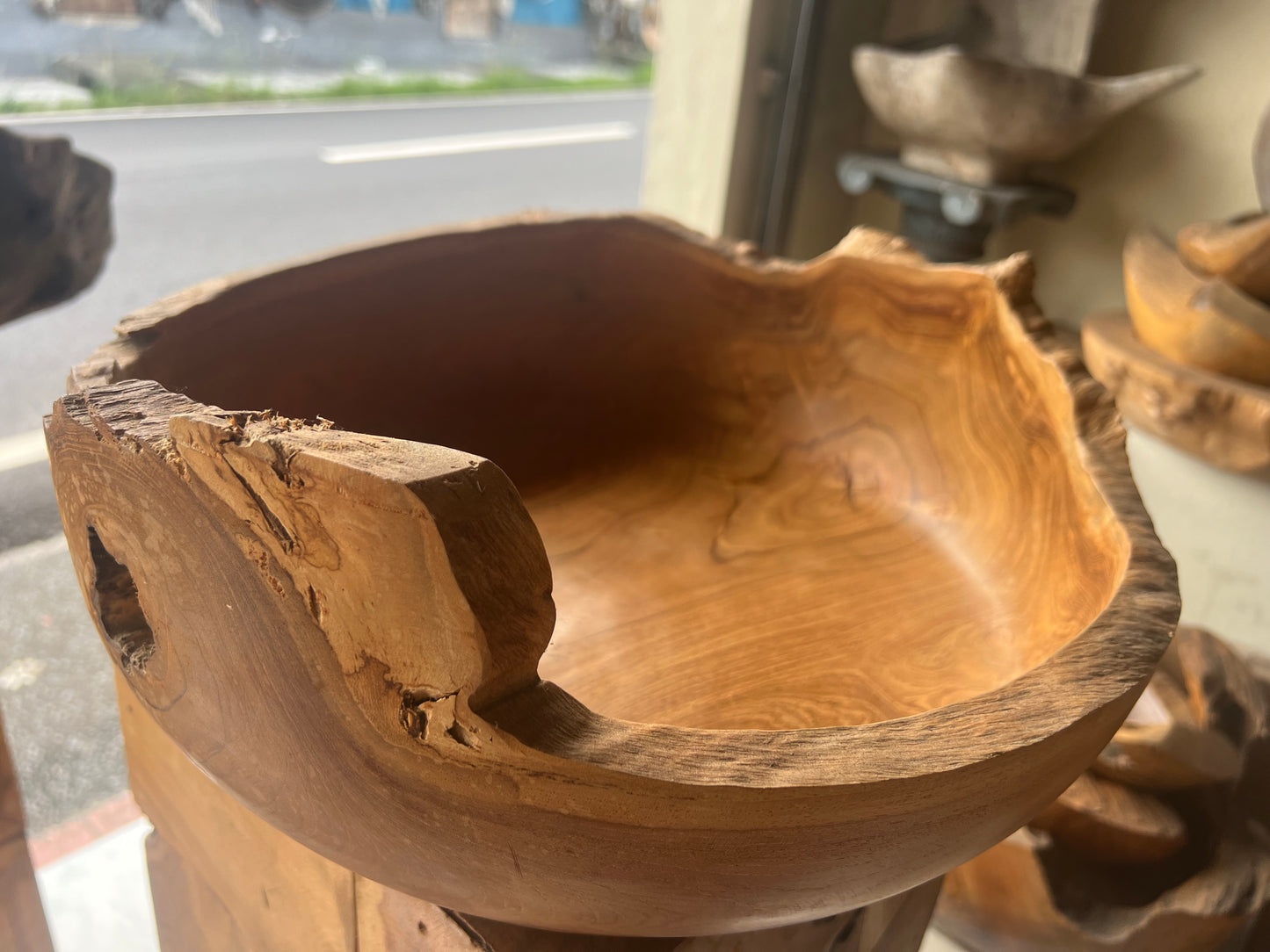 Bowl  teak natural erosion Teak root wood