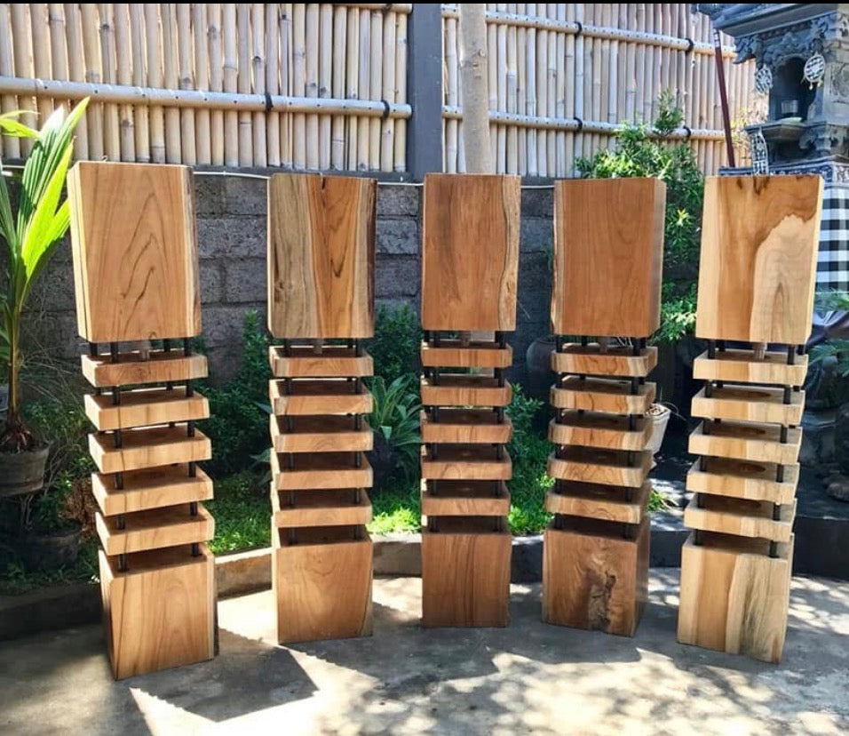 Teak Log Garden Lamp 150cmht