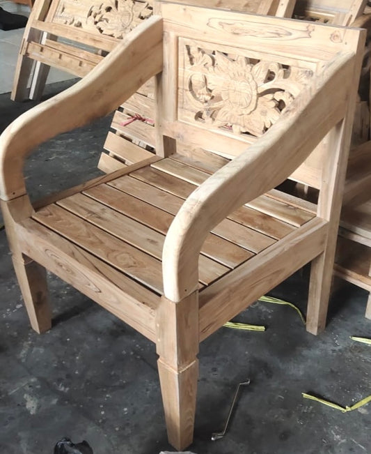 Chair Recycled Teakwood Mas Tus Chair hand carved back