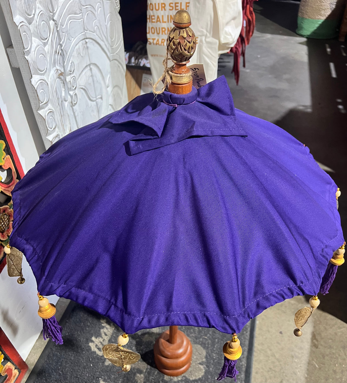 50cm Round Balinese Table Umbrella with wooden pole and stand - Purple