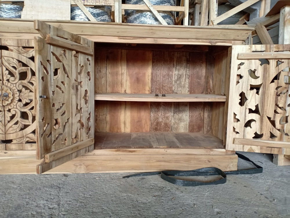 Mas Sideboard/cabinet recycled teakwood with 4 handcarved doors 180cm length