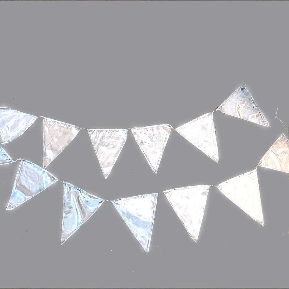 White triangle 6 metre Bunting Flags