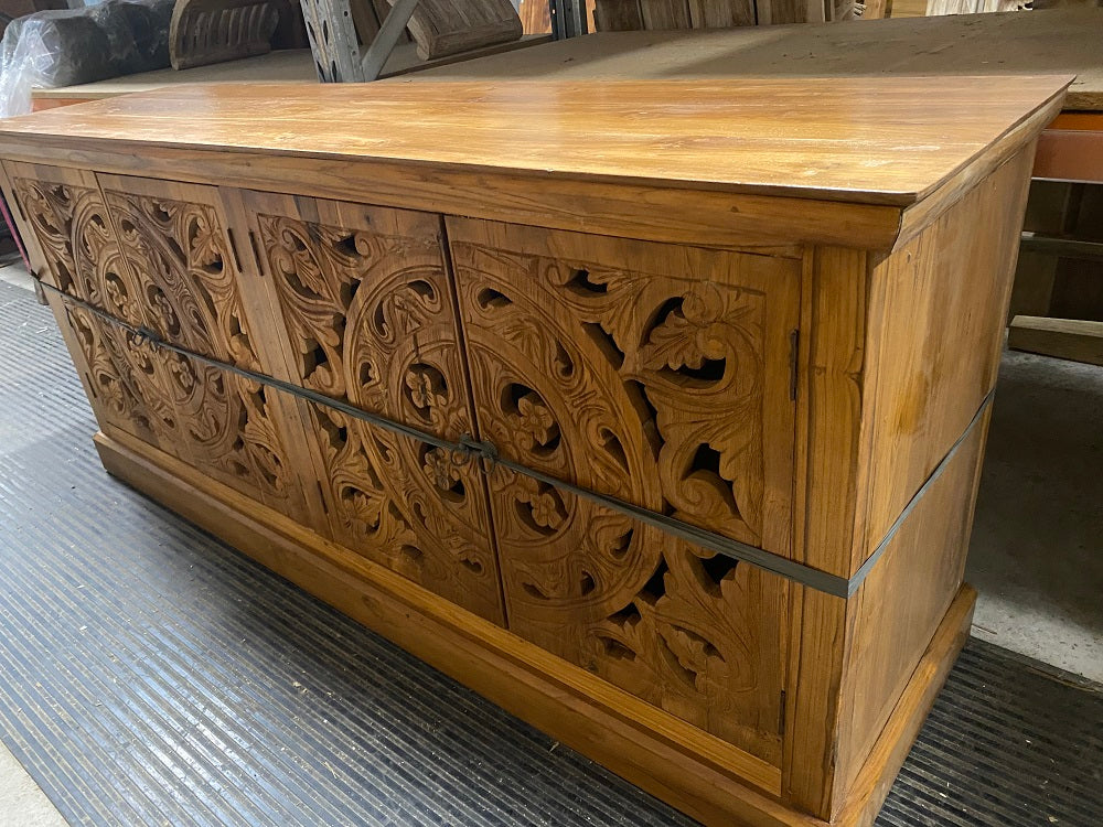 Mas Sideboard/cabinet recycled teakwood with 4 handcarved doors 180cm length